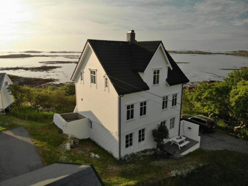 Finnoy Casa | Finnøya with 180* Atlantic veiw