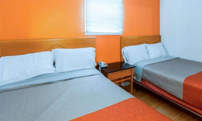 Rio Grande Hotel | Flamingo Motel