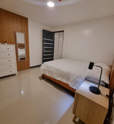 Las Pinas Apartamento | Flat 35, Unit 2A