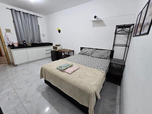 Aparecida de Goiania Apartamento | Flat completo a 3 minutos de mercado, farmácia