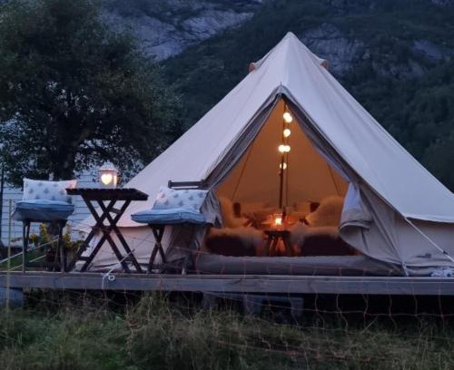 Gaular Otro | Flatheim Glamping