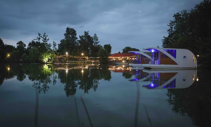 Robassomero Alquiler De Eote | Floating Dream, Houseboat
