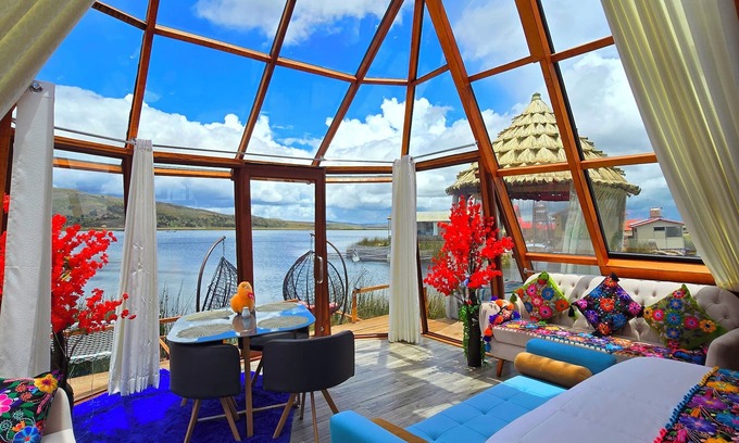 Puno Alquiler De Eote | HOTEL FLOTANTE EN LAGO TITICACA UROS