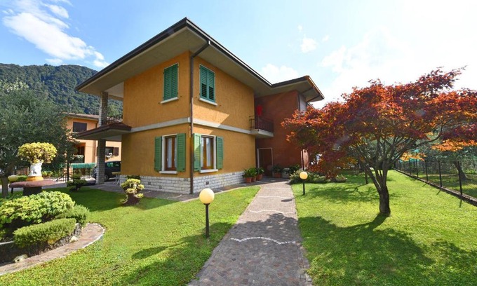 Iseo Apartamento | Fontana Fiorita Iseo