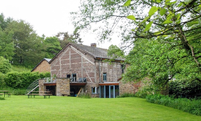 The Ardennes Cabaña | Escape del bosque, Luxemburgo