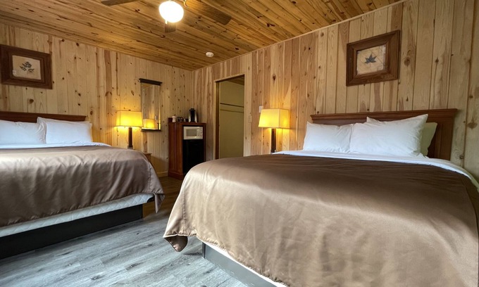 South Fork Hotel | Four Seasons Lodge