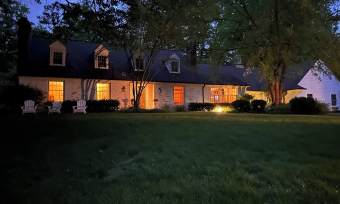 Indianapolis Casa | Fox Knoll 1-Beautiful Setting! Indy 500! Grand Park, Concerts, LRG private room-