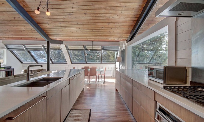 Breckenridge Heights Casa | Actividades GRATUITAS de SkyCard: cocina remodelada, bañera de hidromasaje privada, a 3 minutos del centro de la ciudad - Cabaña Elk Horn