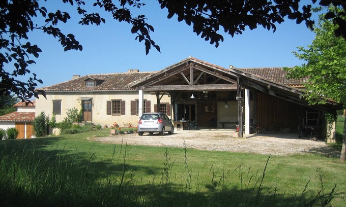 Aurignac Casa | Cortijo francés con piscina y vistas de los Pirineos