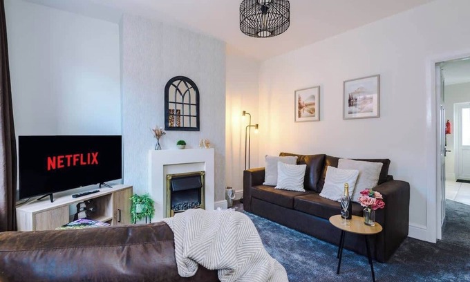 Chester Cabaña | Fresh house, amazing location, great for couples!