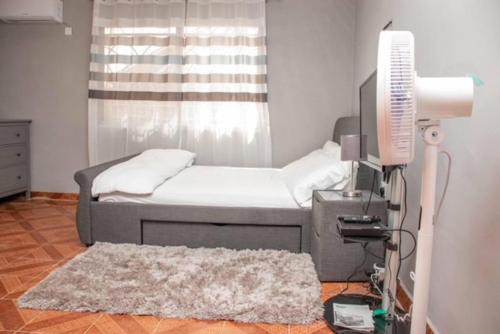 Freetown Casa | Fully Aircondition 3Bed Villa- A c- WiFi- Hotwater