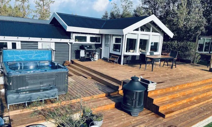 Kjosarhreppur Cabina | Acogedora cabaña con jacuzzi y excelente vista