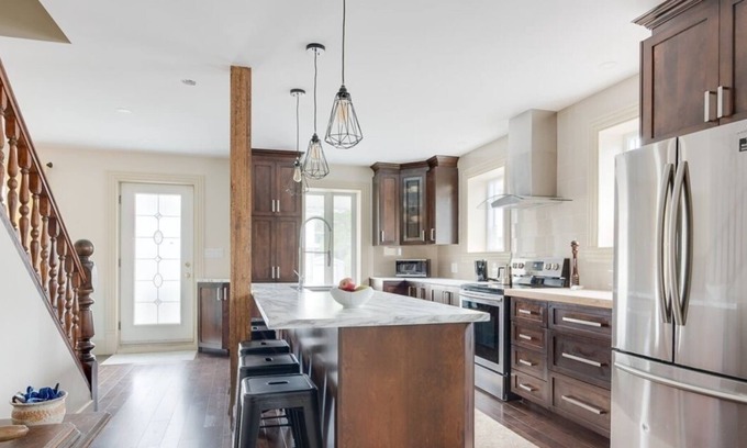 Charny Casa | Fully equipped, well located, sleeps 5, DOG FRIENDLY, bookings for 31 days +