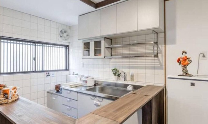 Minami Hotel | Funhouse Katsuragawa