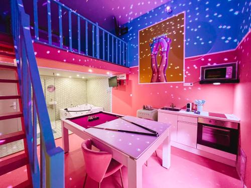 Douai Apartamento | Funky House SPA - Jacuzzi - Salle de cinéma & Netflix - Billard - Nintendo switch & jeux