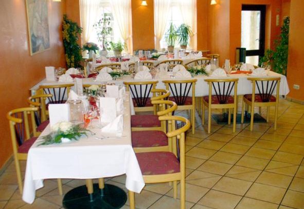 Wilster Hotel | Gästehaus Oh-La-La