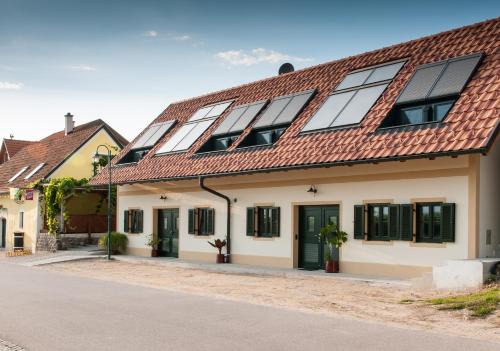 Engabrunn Casa | Gästehaus Wildpert