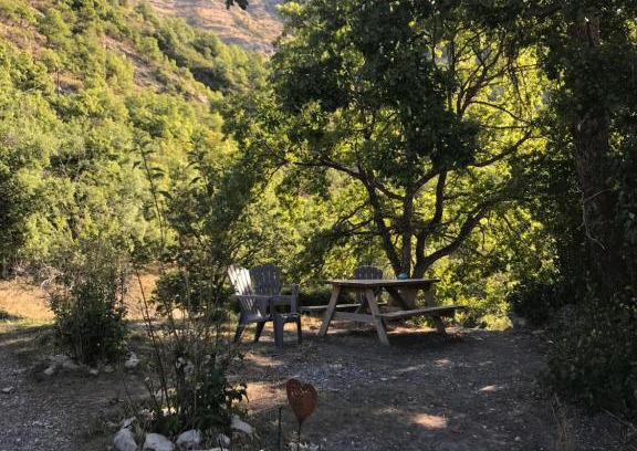 La Robine-sur-Galabre Casa | Gîte à la ferme La Bedigue