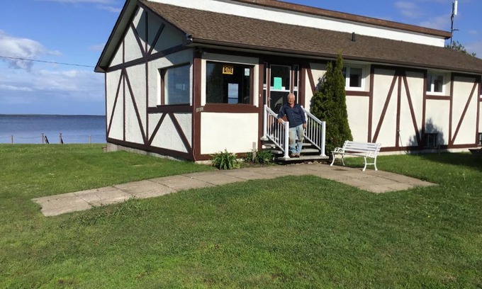 Saint-Edouard-de-Kent Cama Y Desayuno | Gîte Au Bord de la Baie