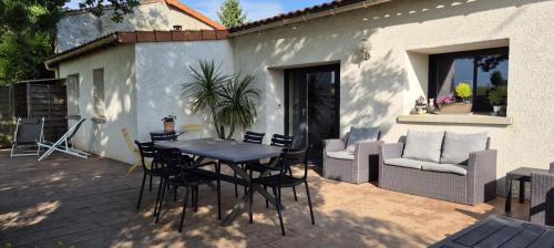 Bouzille Casa | Gîte Au Petit Bonheur