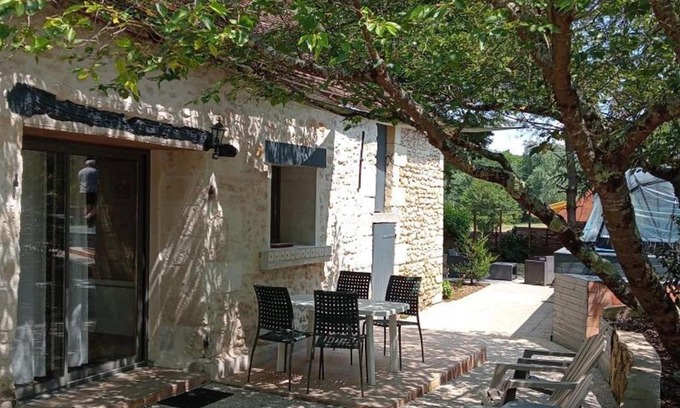 Faverolles-sur-Cher Casa | Gîte Faverolles-sur-Cher, 3 pièces, 4 personnes - FR-1-491-191