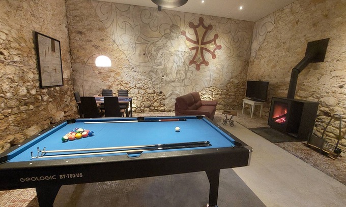 Saint-Andre-de-Roquelongue Villa | Gîte 15 Personnes Dans les Corbières, Animaux Acceptés !