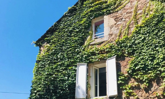 Montjaux Otro | Cama / Gran casa familiar en el campo tranquilo