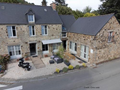 Mont-Dol Casa | Gîtes les 2 Hermines