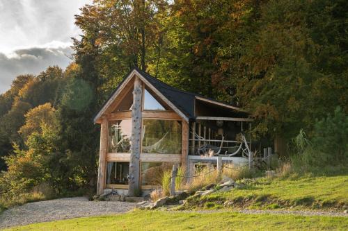 Ochotnica Dolna Villa | Górna Chata Mountains Chalet - Stable Cottage