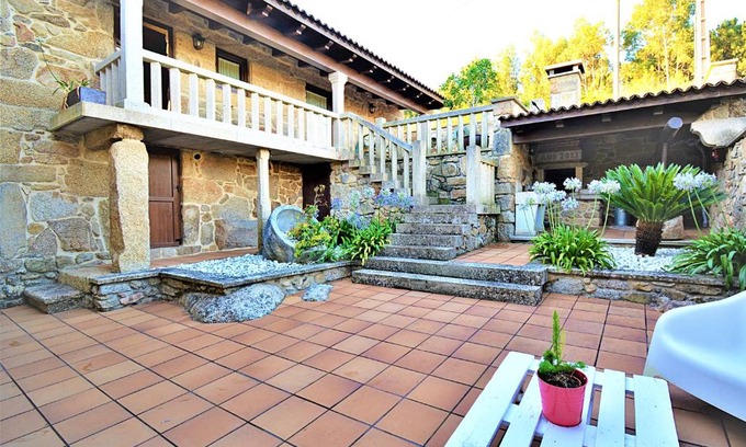 Meis Casa | GALIHOST - Impresionante Casa Rural en Meis