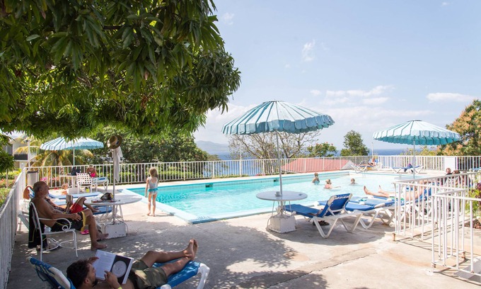 Montego Bay Hotel | Garden Beach Studios at Montego Bay Club