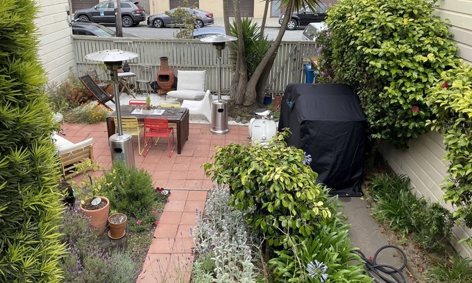 Richmond District Cabaña | Garden Cottage 1 block from Golden Gate Park