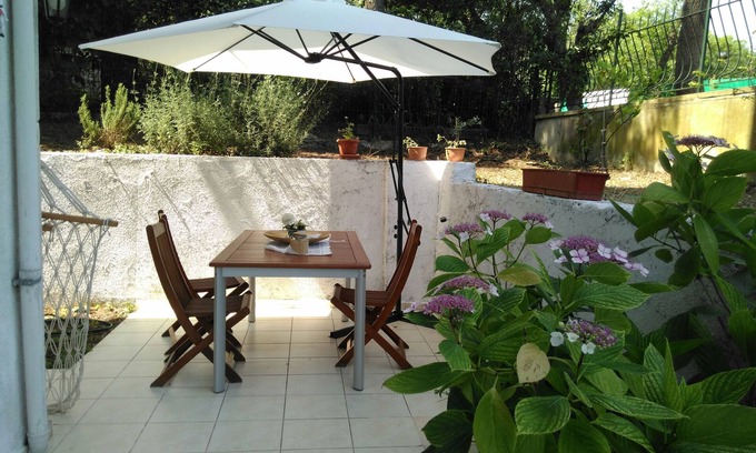 Adalar Casa | Garden flat in Princess Islands, Heybeliada Istanbul