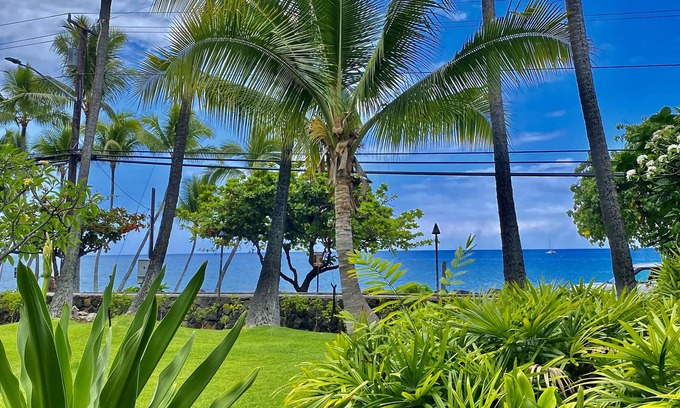 Historic Kailua Village Condominio | Garden View Studio - Kona Islander Inn Condos Condo by RedAwning