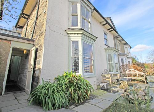 Borth-y-Gest Casa | Garth Cottage