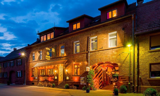 Werbach Hotel | Gasthaus & Hotel Drei Lilien