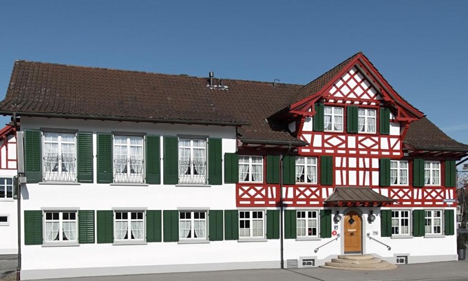 Weinfelden Hotel | Gasthof Eisenbahn