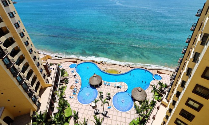 Marina Mazatlán Apartamento | GAVIAS GRAND MAZATLAN APT. 1415