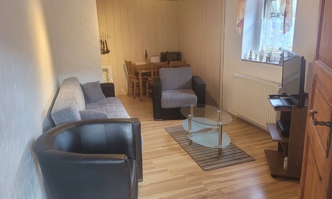 Lichtenberg Apartamento | Gemütliches Zimmer mit TV und Kostenfreiem Wlan