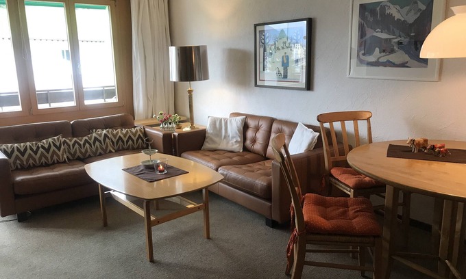 Davos-Dorf Apartamento | Aplicación generosa. para 1- 4 personas con balcón, piscina y sauna, Davos-Dorf