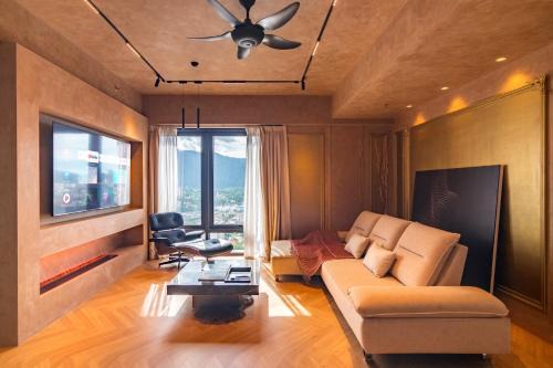 Downtown George Town Apartamento | Georgetown Tropicana 218 by Airlevate Suites