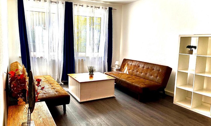 Nord-Holland Apartamento | Geräumige Wohnung im Herzen Kassels