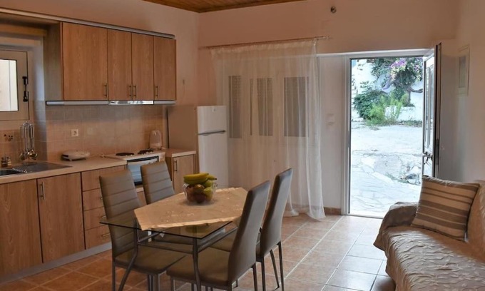 Dafnata Apartamento | GIANNOYLAS HOYSE{PIGADI]