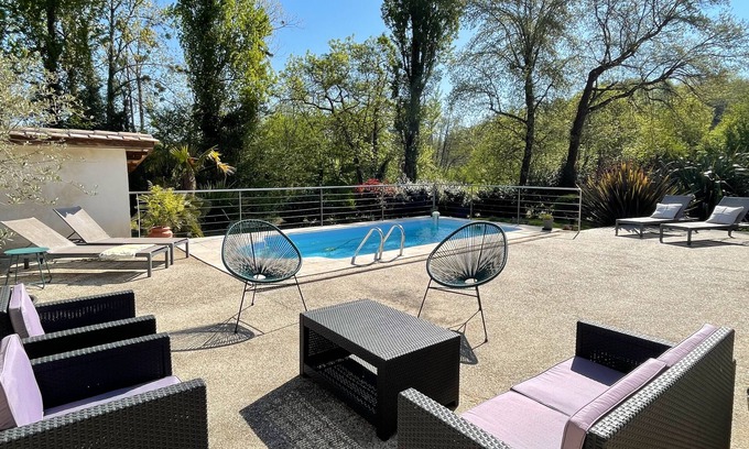 Grezillac Casa | Gite Le Chai, design loft and private pool in the heart of the vineyards