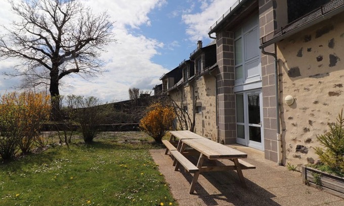 Le Vigean Cabaña | Gite Le Vigean, 5 bedrooms, 11 persons