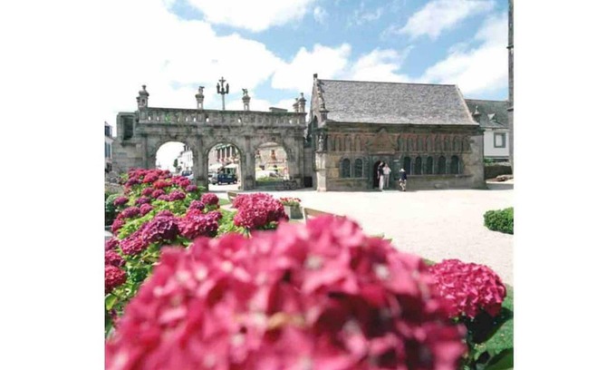 Sizun Cabaña | Gîte Milin, nestled in a wooded park