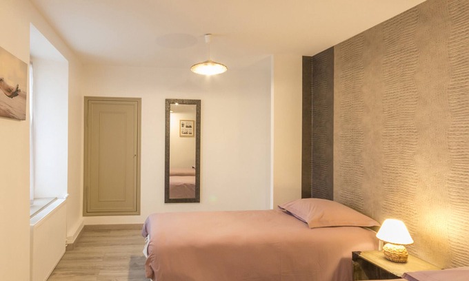 Montalet-le-Bois Cabaña | Gite Montalet-le-Bois, 2 bedrooms, 4 persons