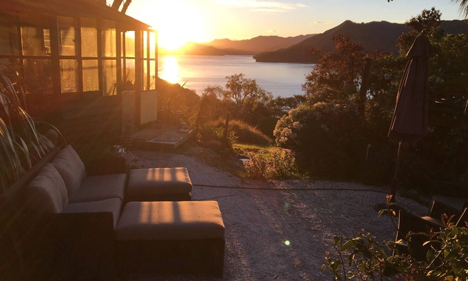 Kenepuru Head Cama Y Desayuno | La experiencia ecológica de Glam Camping en Sounds Paradise.