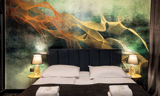 Warszawskie Hotel | Glass House Hot Tub Apartments