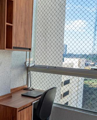 Gleba Fazenda Palhano Apartamento | Gleba impecável, sacada envidraçada, ar, lava-seca